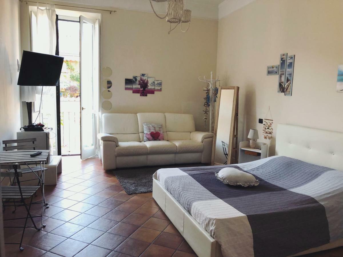 Bianca Suite B&B Salerno Exteriör bild