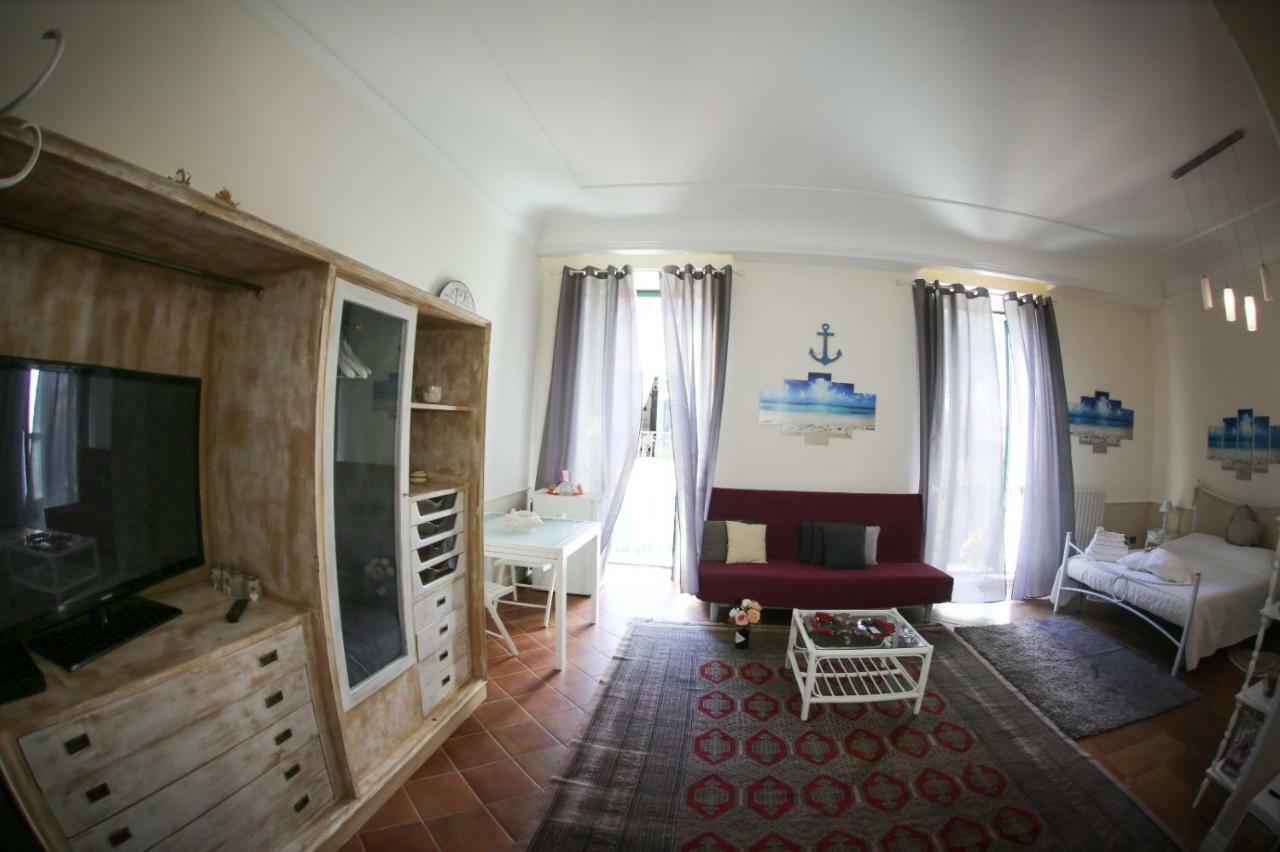 Bianca Suite B&B Salerno Exteriör bild